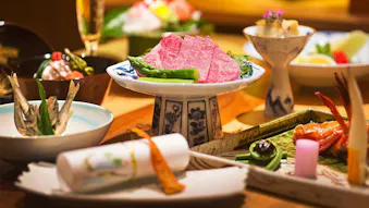 岐阜・飛騨高山の自然と美食を楽しめる露天・半露天風呂付客室がある温泉宿4選