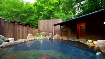 【全国版】温泉露天風呂付客室で部屋食を楽しめる大人の宿特集