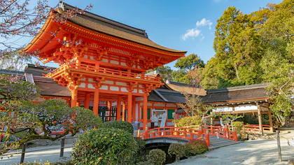 紫式部ゆかりの地を巡る、京都観光の拠点におすすめの宿5選