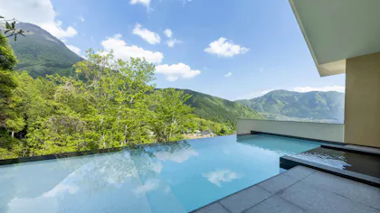 【滞在記】2023年、由布院に開業した温泉付オーベルジュで豊かな自然の恵みを味わう美食旅