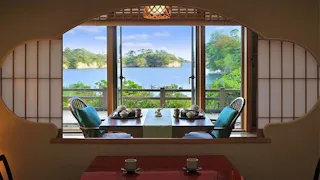 お昼の12時までゆっくり過ごせる、オーシャンビューの絶景を望む宿5選