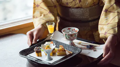 愛媛・道後で温泉旅館の伝統的なおもてなしと美食にこだわる老舗宿