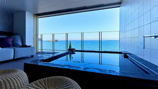 東京から約2時間、南房総でオーシャンビューの露天風呂を満喫できる大人の温泉宿