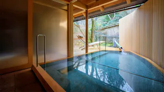 【取材】伝統と革新を紡ぐ由布院の名宿「亀の井別荘」で、自然と温泉に憩うひととき