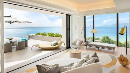 夏旅で行きたい、沖縄の絶景を楽しむリゾート特集