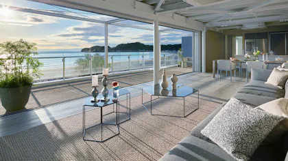 水平線のパノラマに癒される！お部屋でダイナミックなオーシャンビューの絶景を間近に望む宿6選