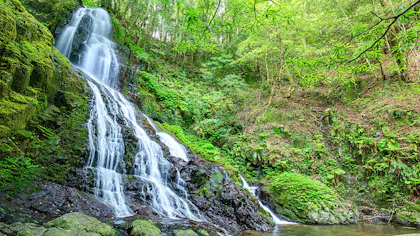 夏旅で行きたい！滝の名所に近い温泉宿　西日本編