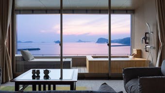 のんびり島時間を味わう、離島にある絶景自慢の宿5選