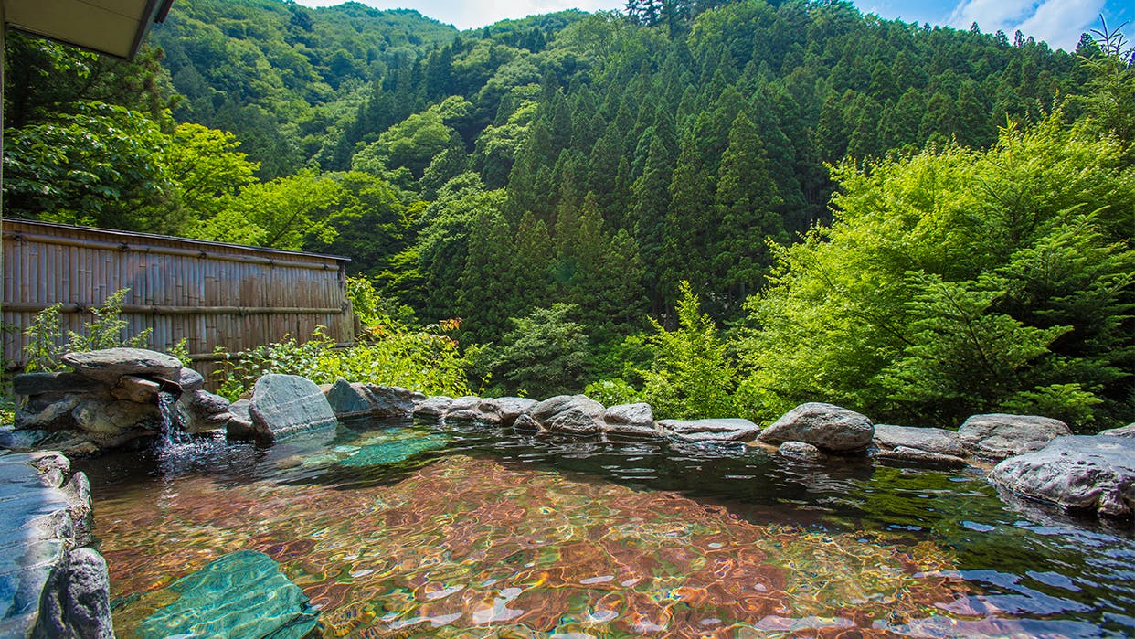 ec_00001809_0811-1.jpg?auto=