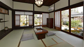 奈良・法隆寺近くに立つ、人間国宝・富本憲吉の生家を改修した1日２組限定の古民家ホテル