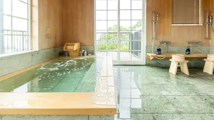 大人数の旅行におすすめ！非日常感を満喫できる、熱海の温泉付一棟貸切の宿5選