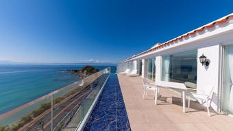 【滞在記】葉山の絶景と美食を満喫する、2023年リニューアルのクラシカルなリゾートホテル