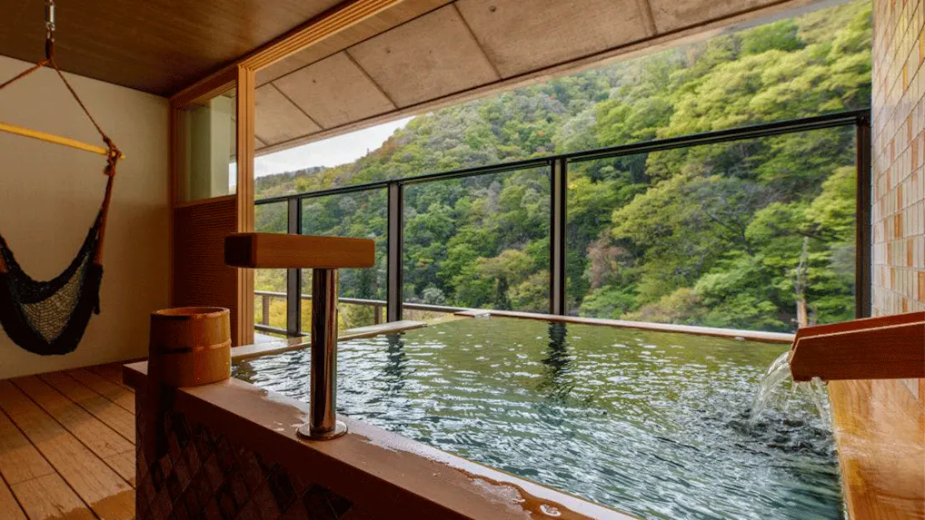 宮城・作並温泉のオールインクルーシブ宿で、美肌の湯を堪能する温泉三昧の旅