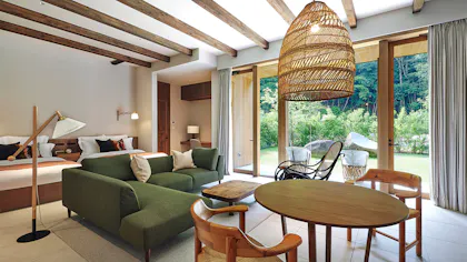 三重・多気町の複合施設「VISON（ヴィソン）」に誕生！「ザ・コンランショップ」が手掛けた全6室のマナーハウス