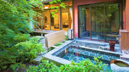 しっぽり一人旅におすすめしたい、温泉露天風呂付客室のある宿　西日本編