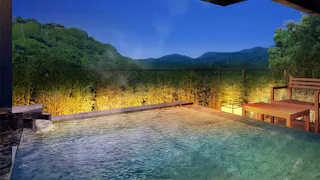 金泉・銀泉を楽しめる有馬温泉の老舗旅館「有馬温泉 欽山」に、露天風呂を備えた豪華な新客室が誕生