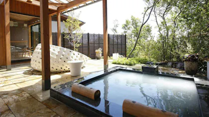 名古屋から約2時間、“100平米以上”の露天風呂付客室がある温泉宿5選