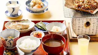 朝食で美味しい名物料理を味わえる宿5選