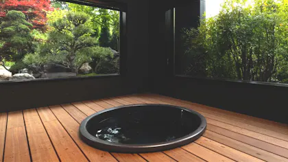 2024年7月、山梨・河口湖近くにオープンした全室露天風呂付の“ワイナリーヴィラ”