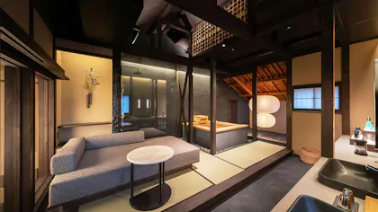 2024年11月京都に開業した「Nazuna京都東本願寺」で、築100年の趣を感じるラグジュアリーな滞在を満喫