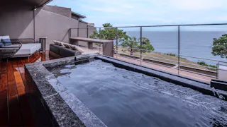 夫婦旅で訪れたい、伊勢志摩の露天風呂付客室がある高級温泉旅館5選