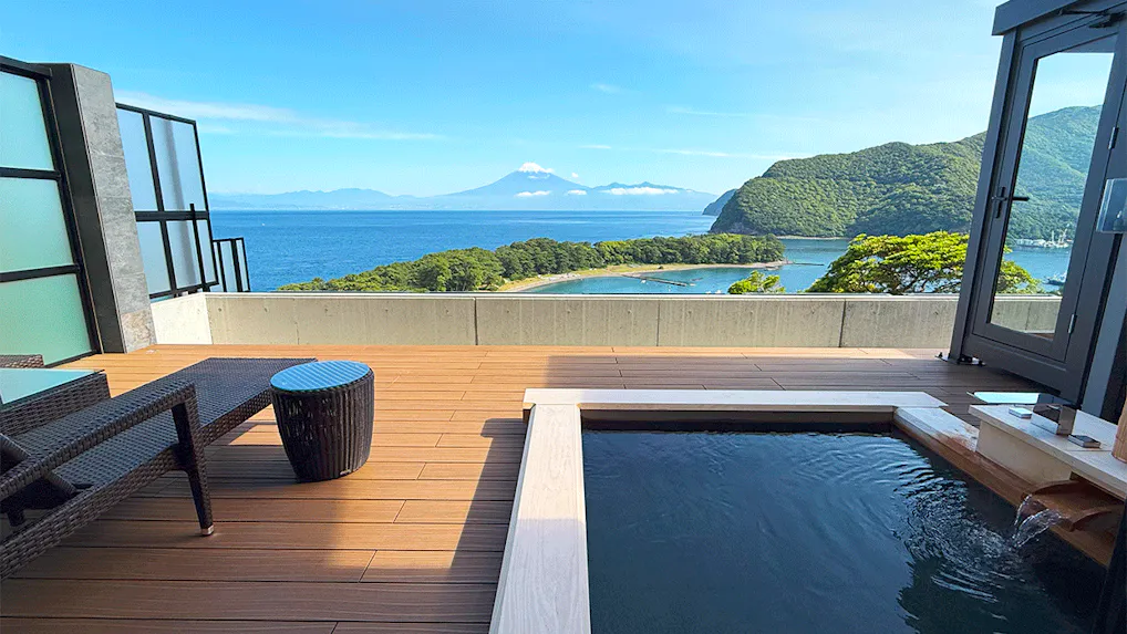 【滞在記】西伊豆に佇む全5室の「富士青藍」で、富士山と海の絶景・美食に癒される滞在