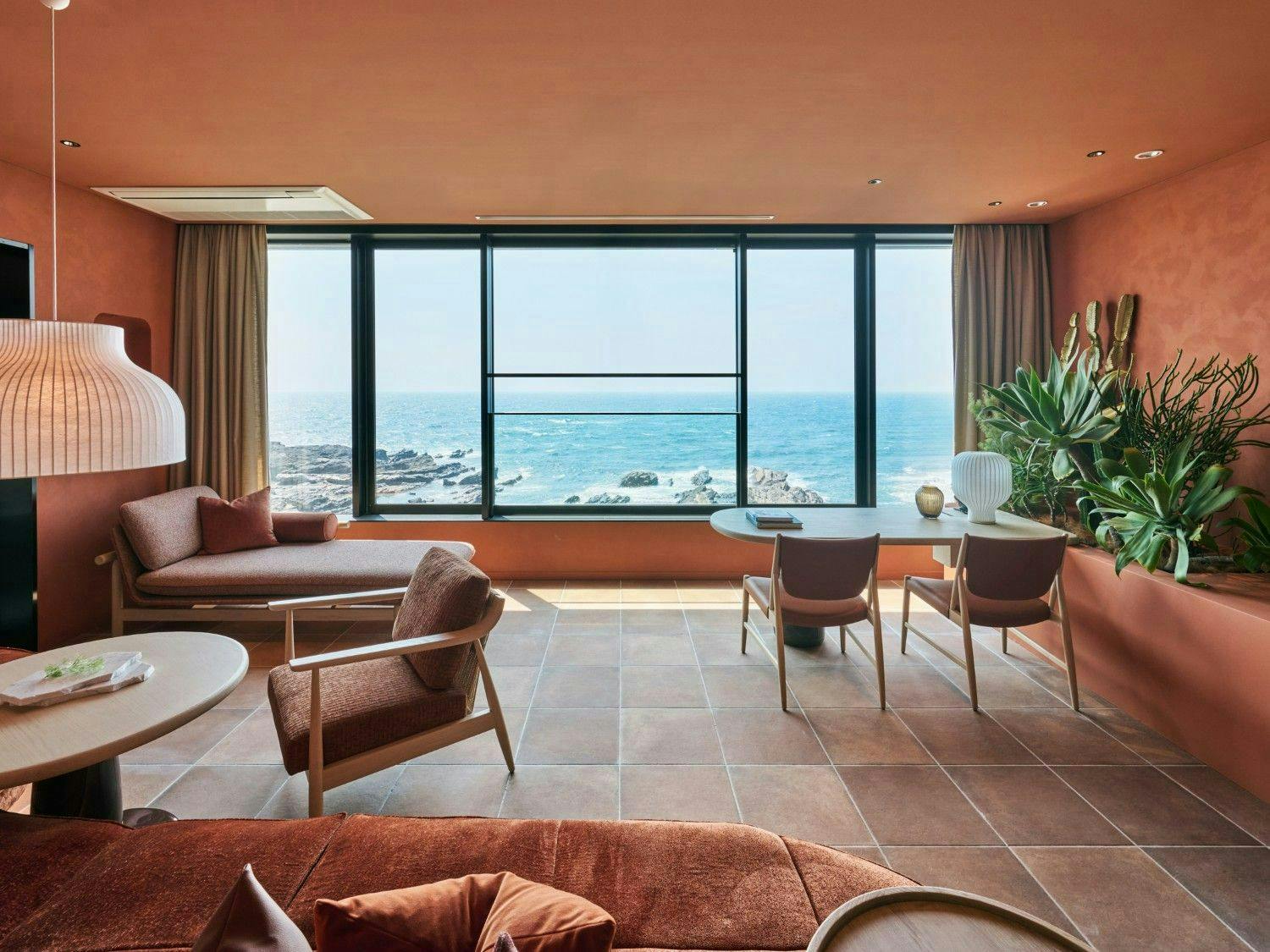 【全６巻セット】GREAT HOTELS OF THE WORLD　世界のホテル Grand Hotels of the World: Seymour, Ellie: 9789460583513: Amazon